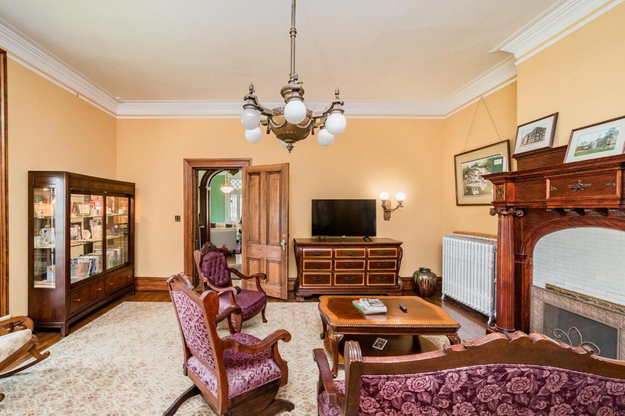 Hotel One Of These Nights - King Sized Bed - Sleeps 2 Lynchburg Zewnętrze zdjęcie